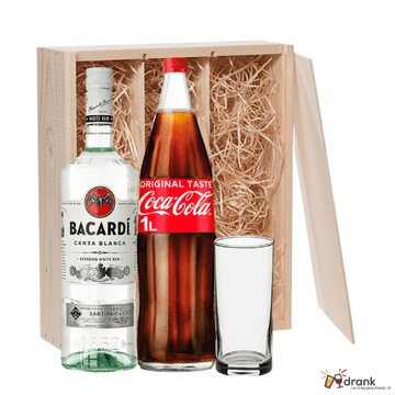 Bacardi Carta Blanca 70cl - Coca Cola 100cl - 1 Glas